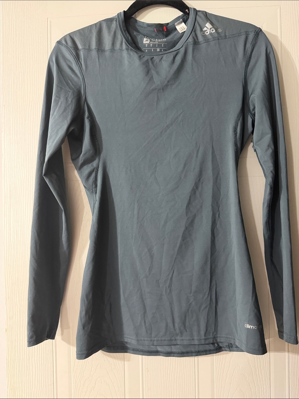 adidas mens Long Sleeve Climalite Top grey.